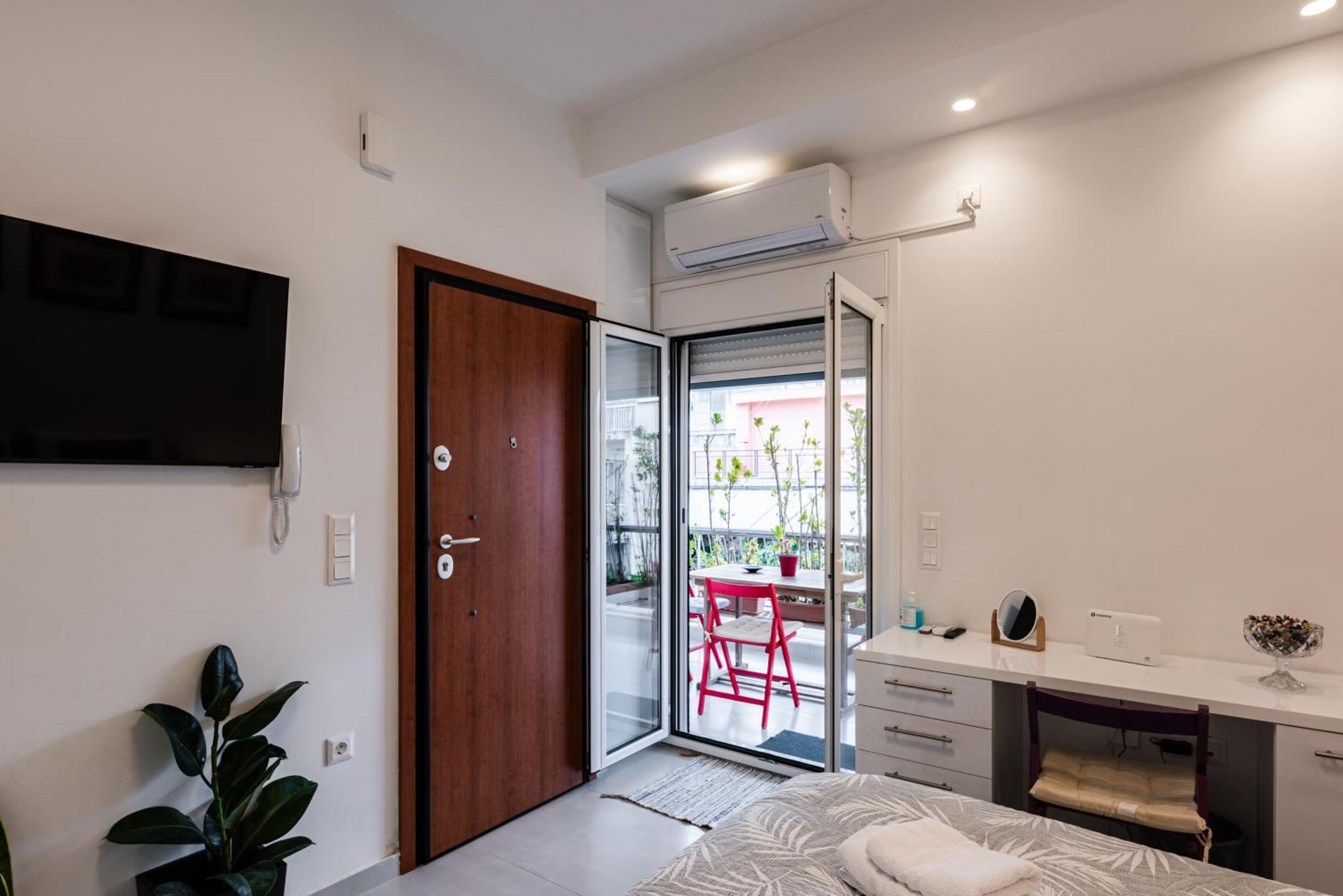 Modern Studio Apartment B Афины Экстерьер фото