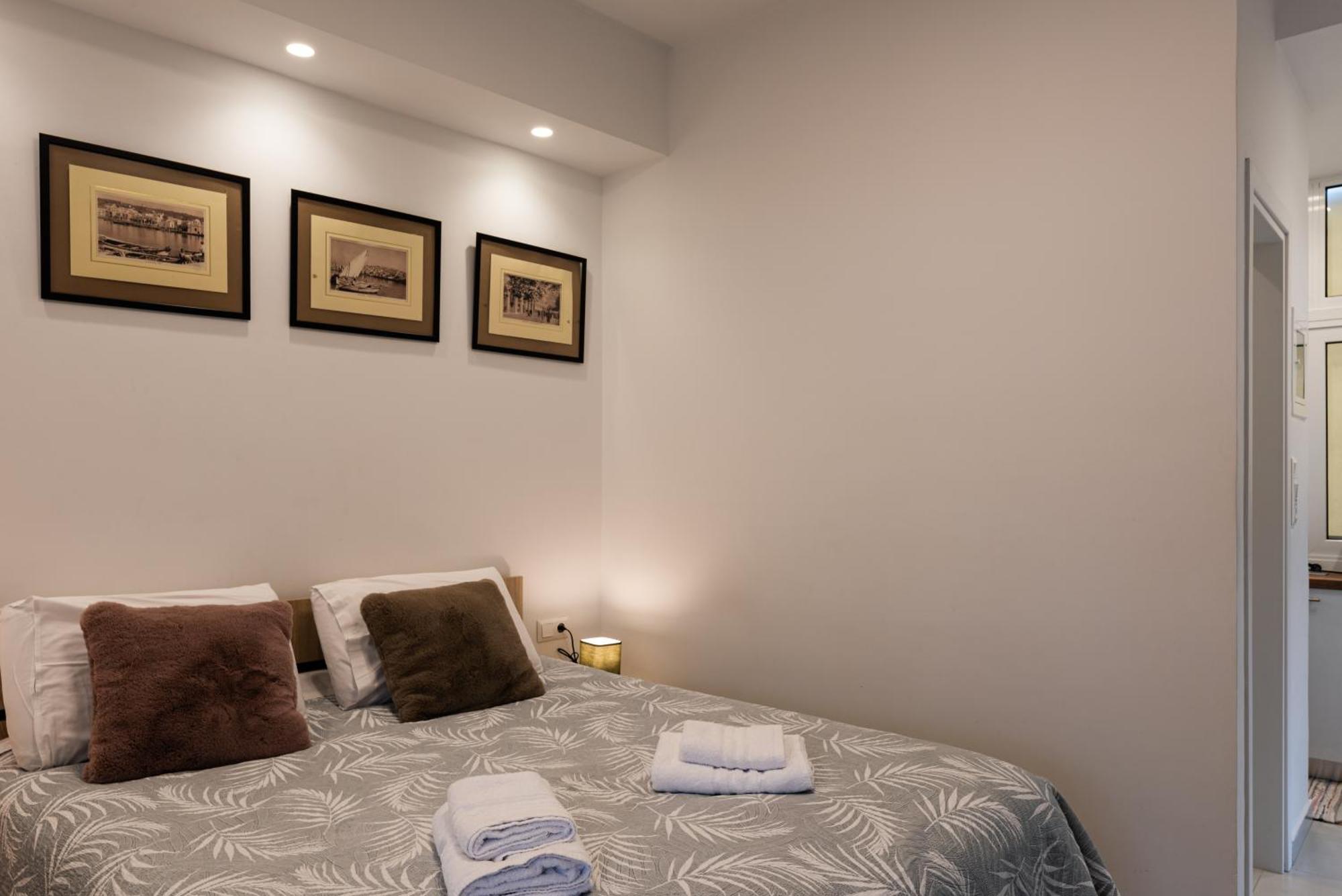 Modern Studio Apartment B Афины Экстерьер фото